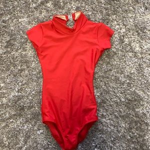 red high neck cap leo ♡